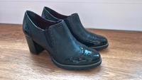 Tamaris Halbschuhe Absatz Pumps Größe 38 Lack Schwarz Niedersachsen - Bad Pyrmont Vorschau