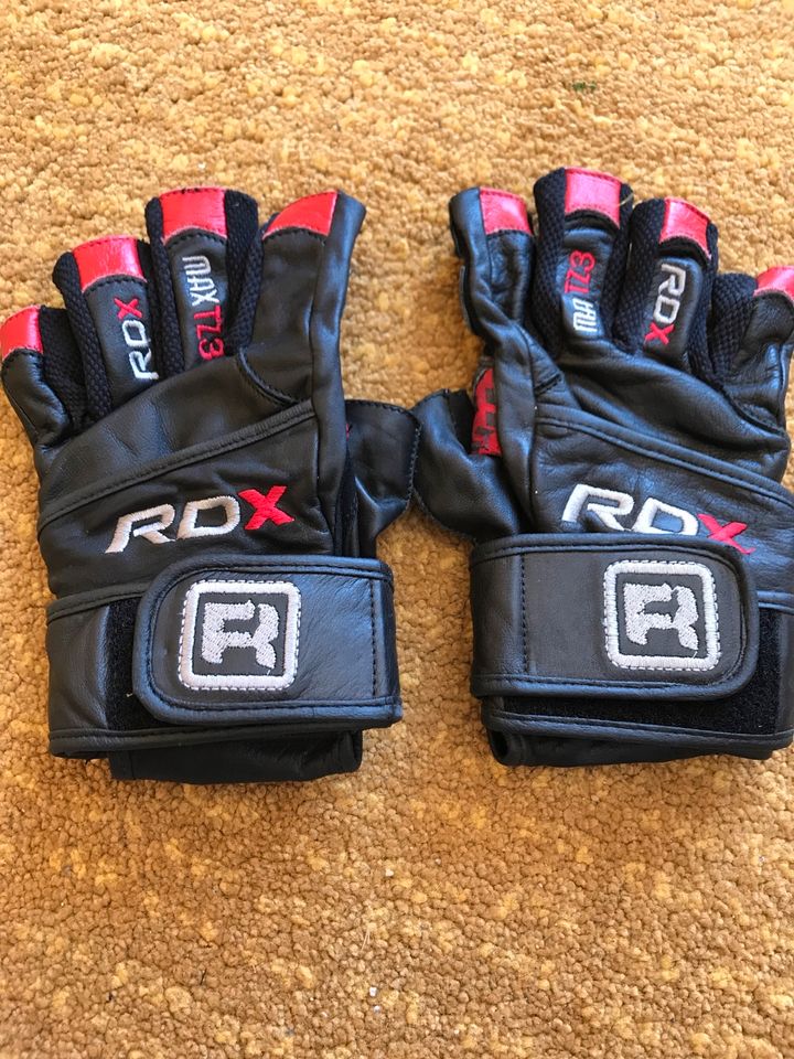RDX max TZ3 Kampfsport Handschuhe in Postbauer-Heng