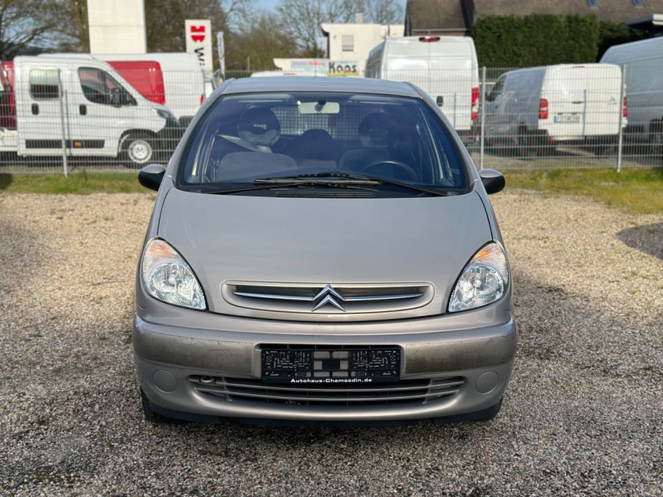 Citroën Xsara Picasso 1.8 16V SX in Viersen