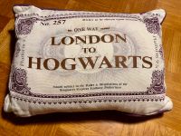 Kissenbezug mit Innenkissen Hogwarts Harry Potter Düsseldorf - Oberkassel Vorschau