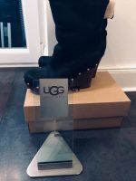 UGG Clogs/Stiefelette schwarz, Lammfell Nordrhein-Westfalen - Paderborn Vorschau