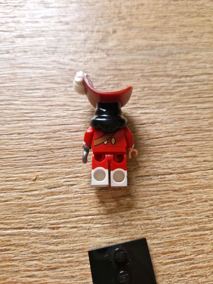 Lego disney Minifiguren buzz Peter pan hook Donald alien in Trier