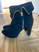 Unisa Stiefelette Wildleder schwarz Reißverschluss mit 10cm Abs. Nordrhein-Westfalen - Kempen Vorschau