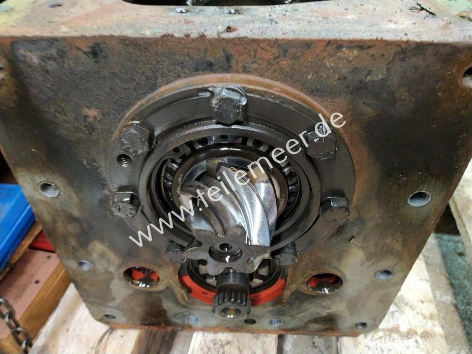 Teile Deutz D 40S Motor F3L 812 Getriebe in Hochstadt am Main