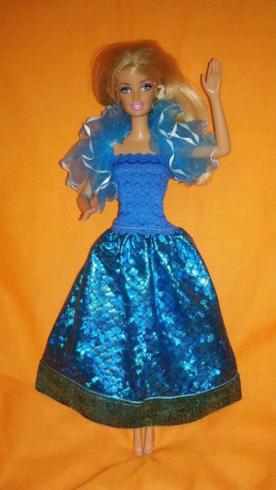 Barbie kleid Türkis Blau Meerjungfrau Prinzessin Ballkleid in Wittenberge
