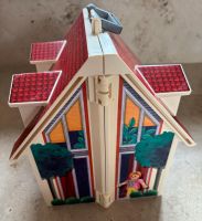 Playmobil Puppenhaus aufklappbar mit viel Zubehör Hessen - Eltville Vorschau