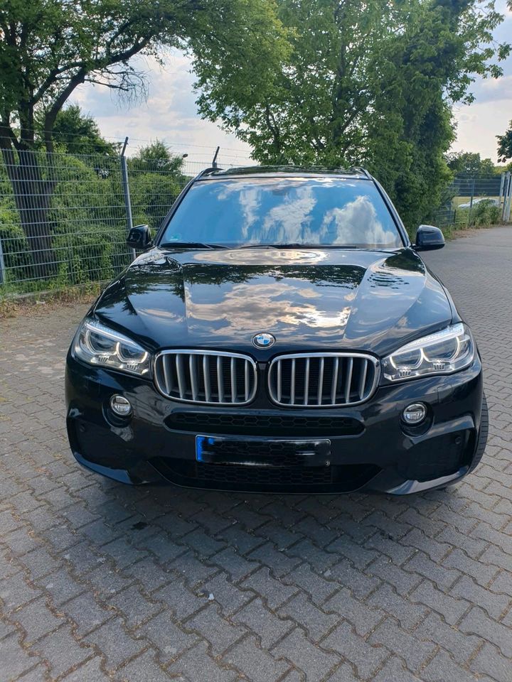 BMW X5 M40D X-DRIVE 7 Sitzer in Viernheim