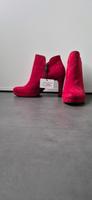 Stiefelette Größe 39 / Farbe rot von Tamaris Brandenburg - Nauen Vorschau