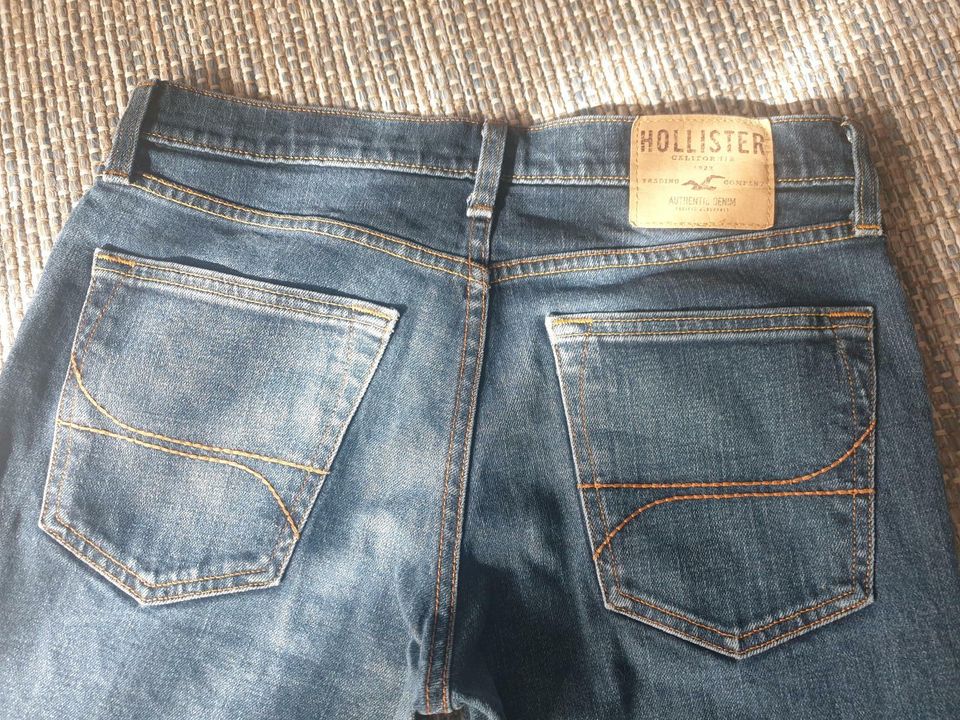 Hollister Herren Jeans 31/32 in Cuxhaven