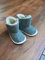 Babyschuhe aus Lammfell NEU Mecklenburg-Strelitz - Landkreis - Neustrelitz Vorschau