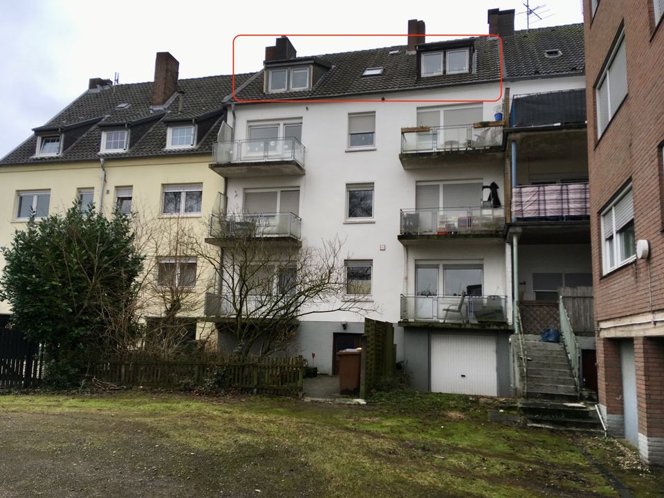 Dachgeschoss, 66,8 qm, 4 Zi. + Küche + Bad + GästeWC + Keller in Emmerich am Rhein