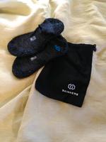 Neu, ungetragen: Barfußschuhe, Barfußsocken, Skinners größe 36/37 Schleswig-Holstein - Stapelfeld Vorschau