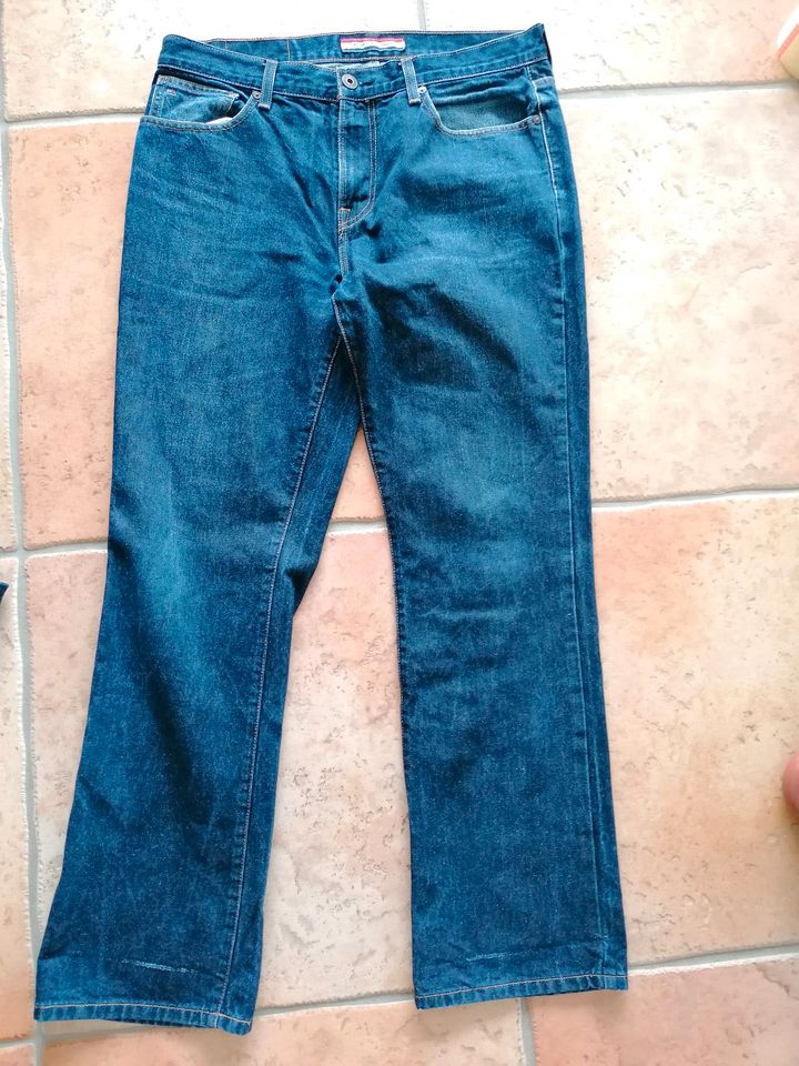 Tommy Hilfiger Jeans Größe 34/32 in Lorch