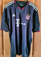 *Sammlerstück* Signiertes FC Bayern-Trikot Saison 2010/11 Bayern - Deggendorf Vorschau