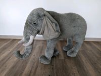 Elefant aus Plüsch,  ca .60 x 80 cm Gewicht 6 kg Nordrhein-Westfalen - Wesel Vorschau