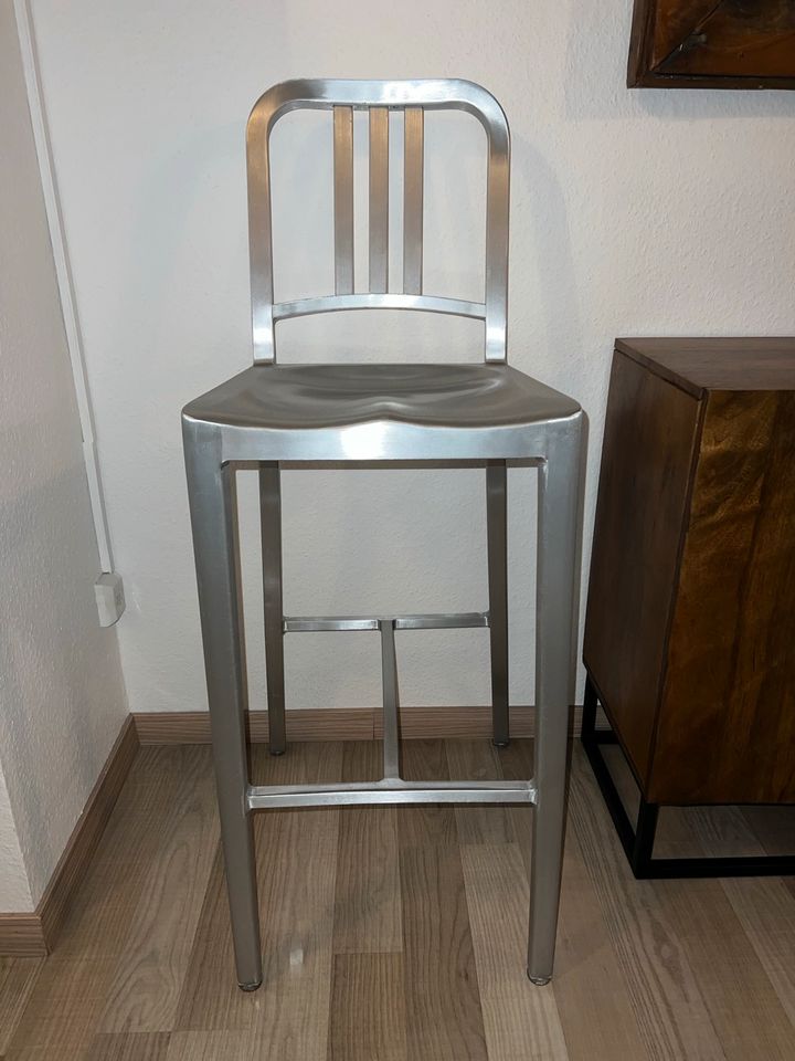 Emeco 1006 Navy Barhocker, Gebürstetes Aluminium in Budenheim