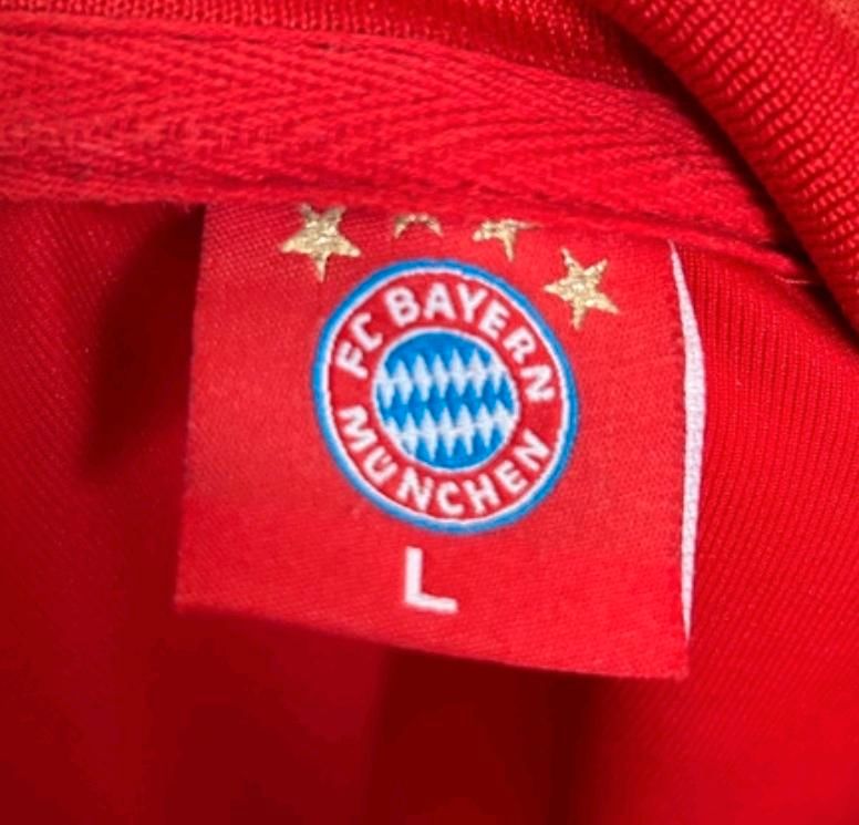 ♥ஜ♥ Trainingsjacke FC Bayern Gr. L Mia san mia ♥ஜ♥ in Hamburg
