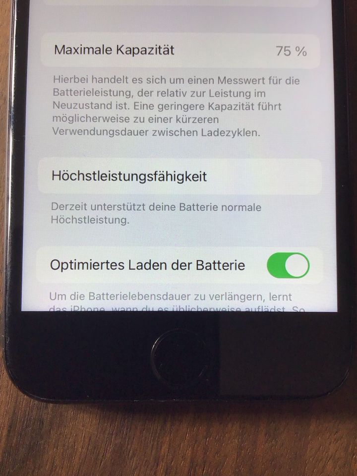 APPLE - iPhone 7 - 32 GB - schwarz - mit ovp in Binau