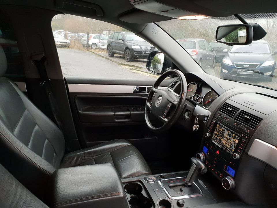 Volkswagen Touareg 2.5 R5 TDI DPF AUTOMATIK FACELIFT LEDER NAVI in Wuppertal