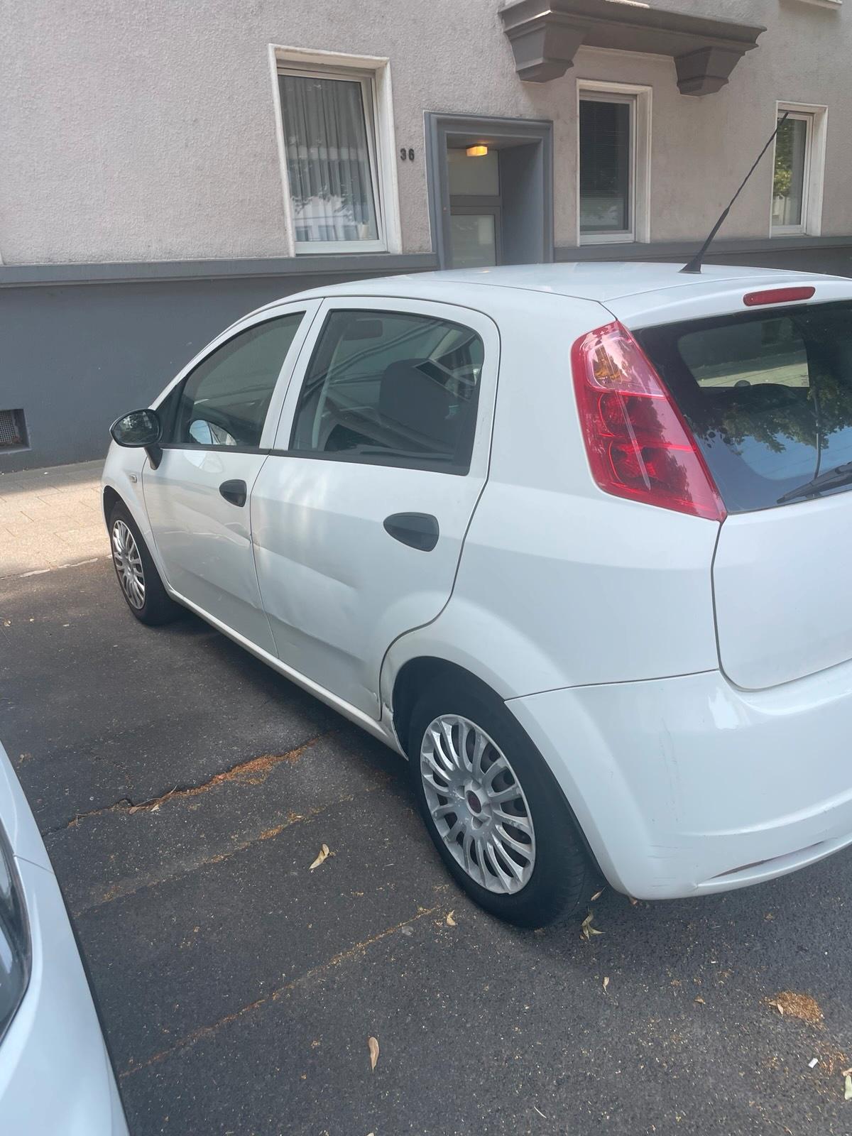 Abbildung des Autos Fiat Punto