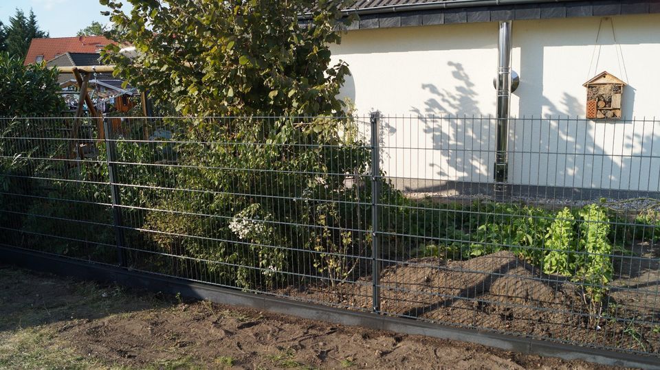 550meter Doppelstabmattenzaun 1,43 + Beton Estrich + Tiefboard in Schönefeld