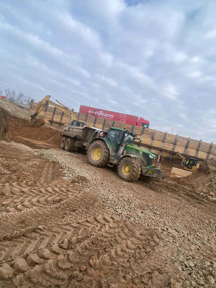 Erdmulde Transporte erdaushub mieten fliegl in Forchheim