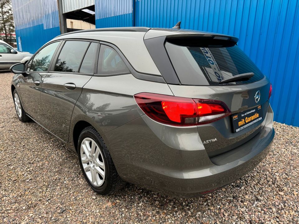 Opel Astra K Sports Tourer*Edition*AHK*Navi*SHZ*LRH* in Flensburg