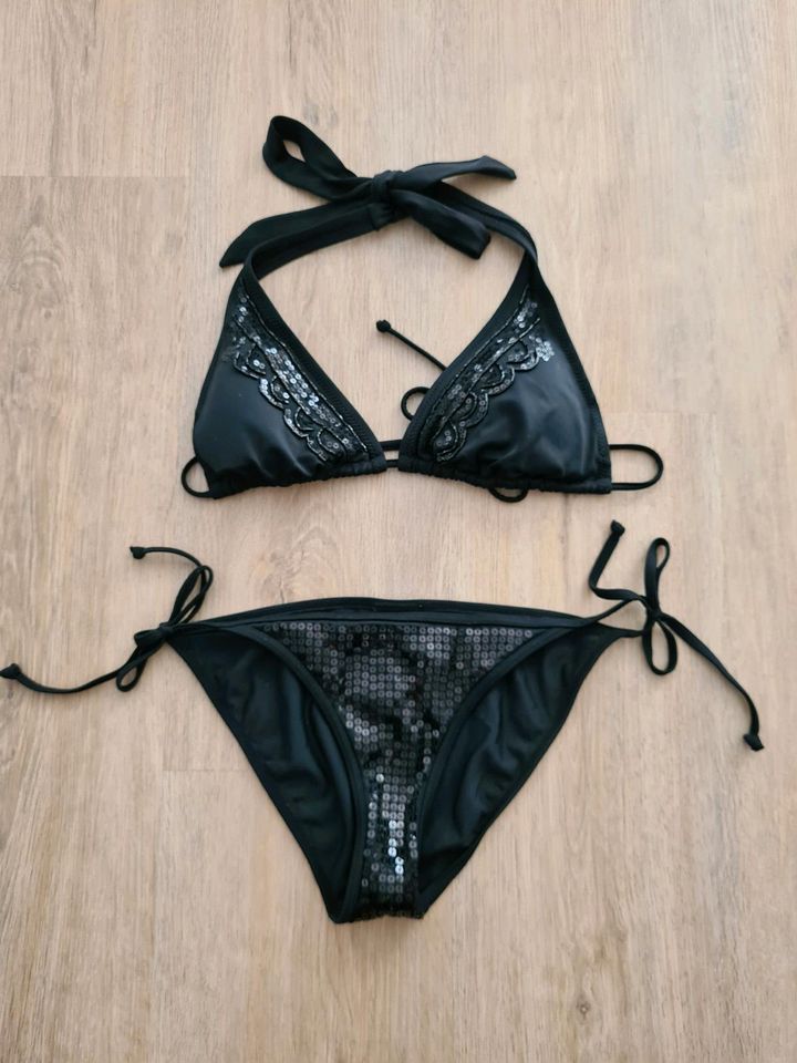 H&M Bikini S 36 schwarz Glitzer Paietten Triangel BH Badehose in Bergisch Gladbach