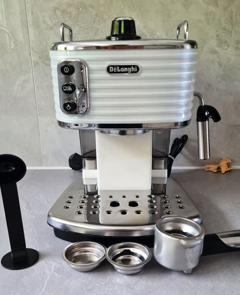 DE LONGHI Espresso Maschine ECZ 351.W Scultura in Gevelsberg