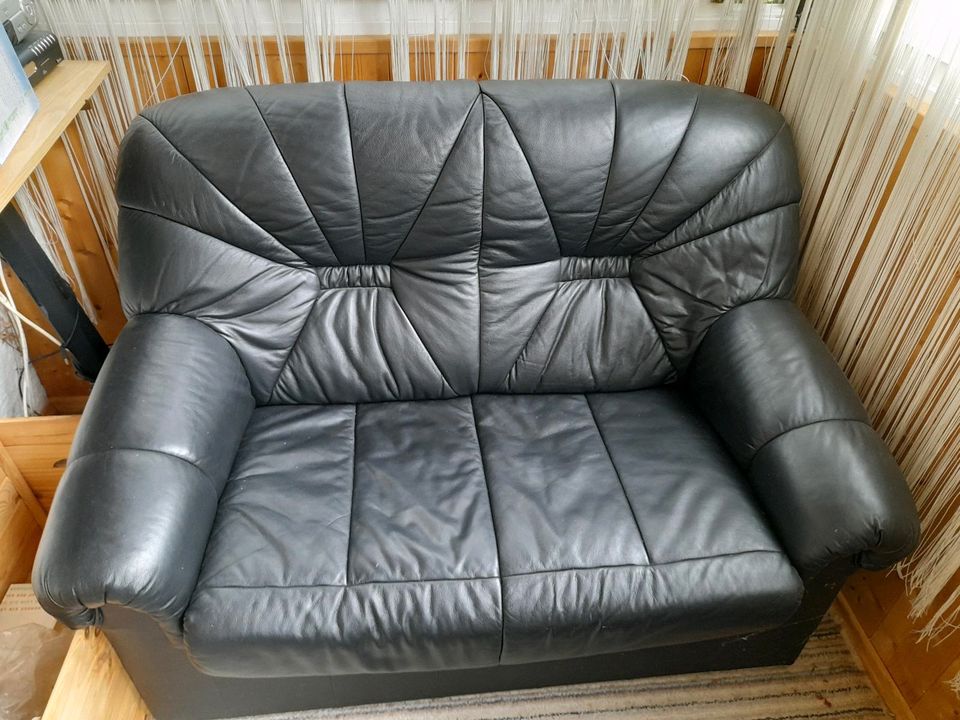 Schwarzes Ledersofa in Alling