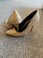 Heels golden Schleswig-Holstein - Lübeck Vorschau