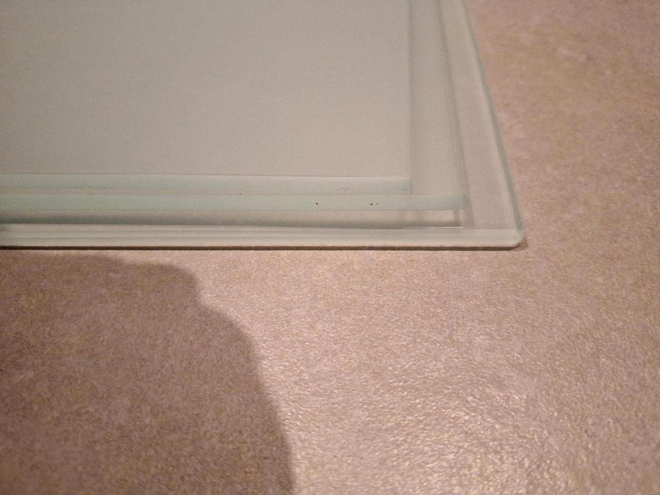 Glas Einlegeboden semi transparent Regal 6 mm dick 26 x118,5cm in Bad Schönborn