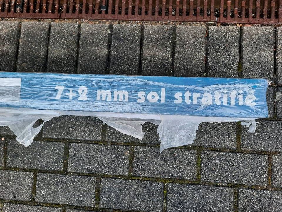 Laminat Kirsche dunkel Eine Packung Hornbach in Görlitz