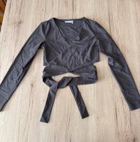 Bauchfreies Wickel-Langarmshirt Nordrhein-Westfalen - Detmold Vorschau