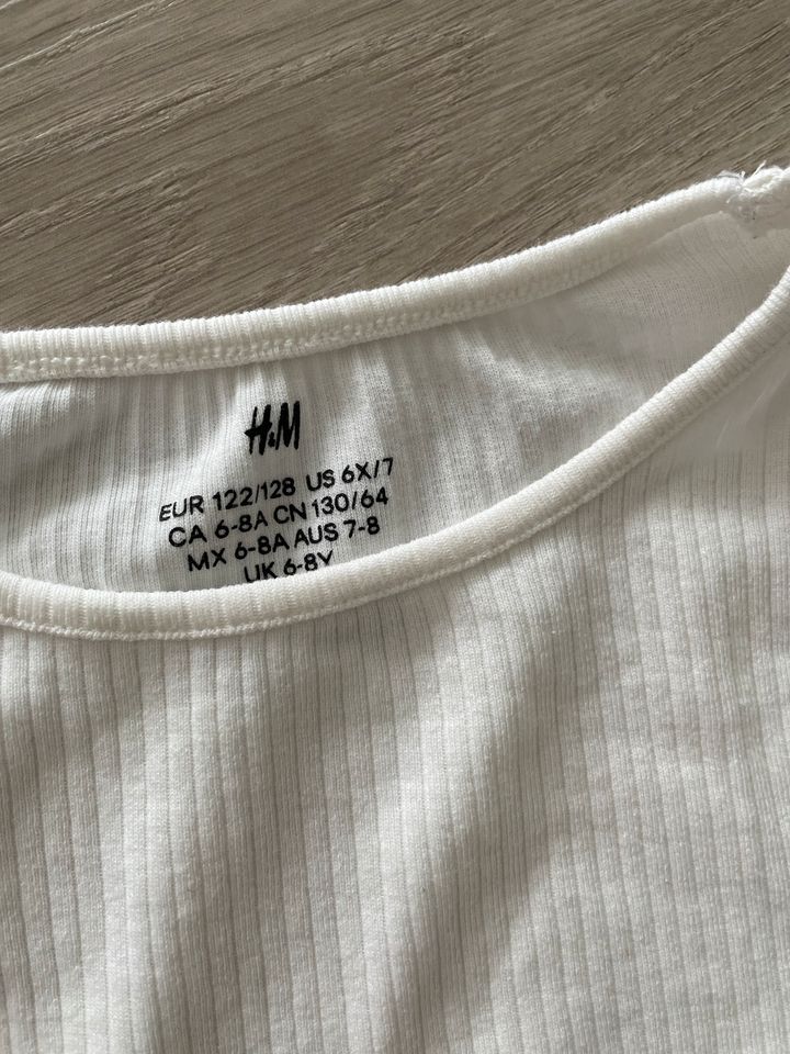 H&m Langarmshirt weiß Rüschen neuwertig gr.122/128 in Troisdorf