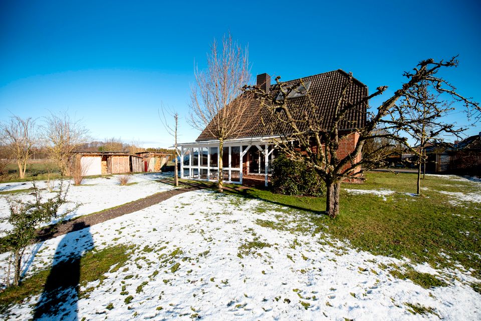 (Verkauft) Traumhaftes Massivhaus mit Sauna, Terrasse und Pferdeweidenblick in Seevetal