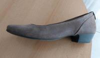 Pumps Gr.38,5 bzw. 5,5, Weite H, 100%Leder Thüringen - Gera Vorschau