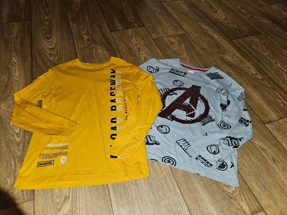 2 Longsleeves in Leipzig