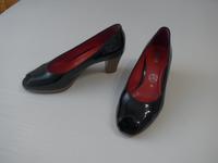 CHIC u. wie NEU: ARA Pumps,Lack-Leder,Peep-Toes, Gr. 4, W. G München - Moosach Vorschau