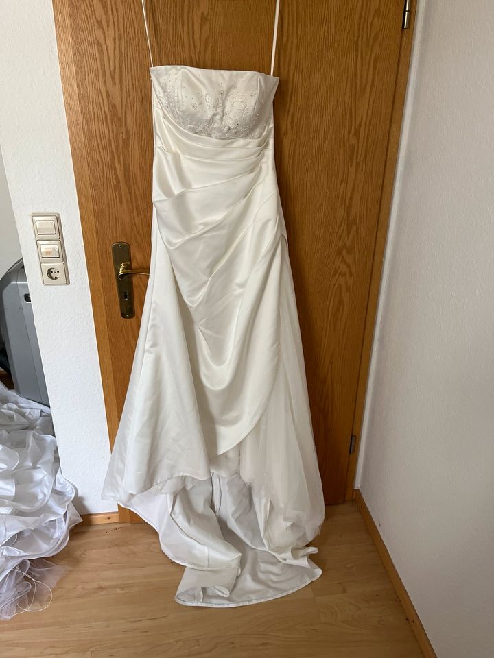 Brautkleid gr 38 neu in Oberrot