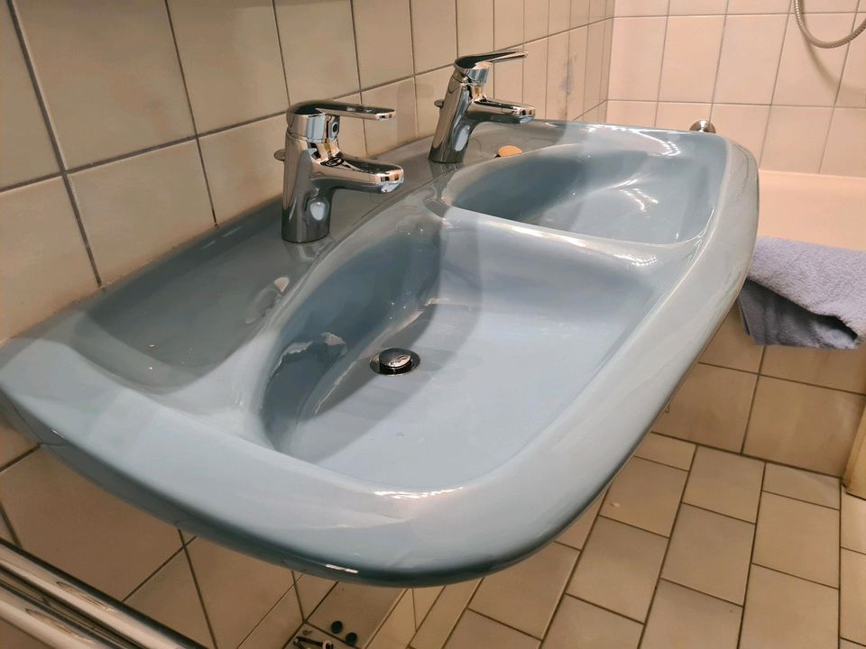 Waschtisch Retro vintage Waschbecken blau in Nürnberg (Mittelfr)