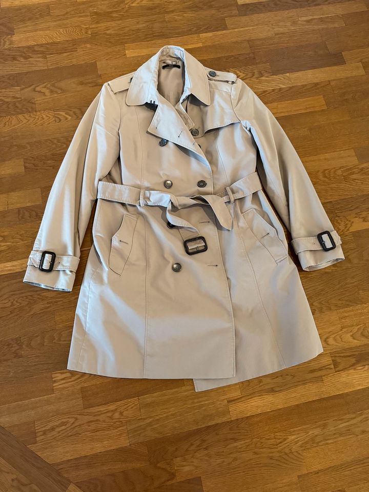 Hugo Boss Trenchcoat Jacke Parka Mantel in Holzwickede