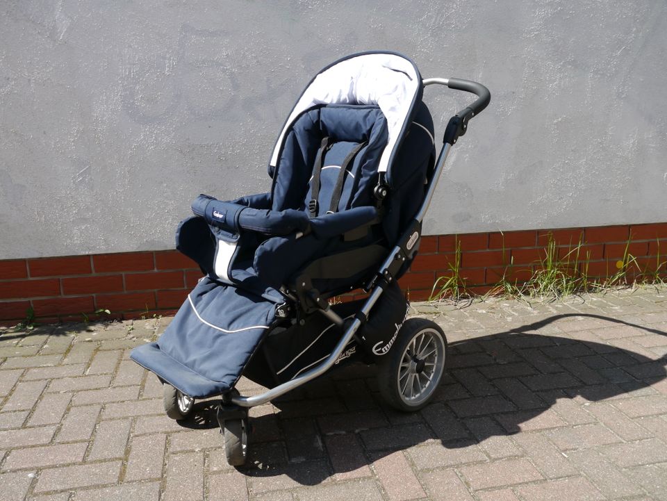 Kinderwagen-Set Emmaljunga Nitro City - Farbe Navy in Rostock