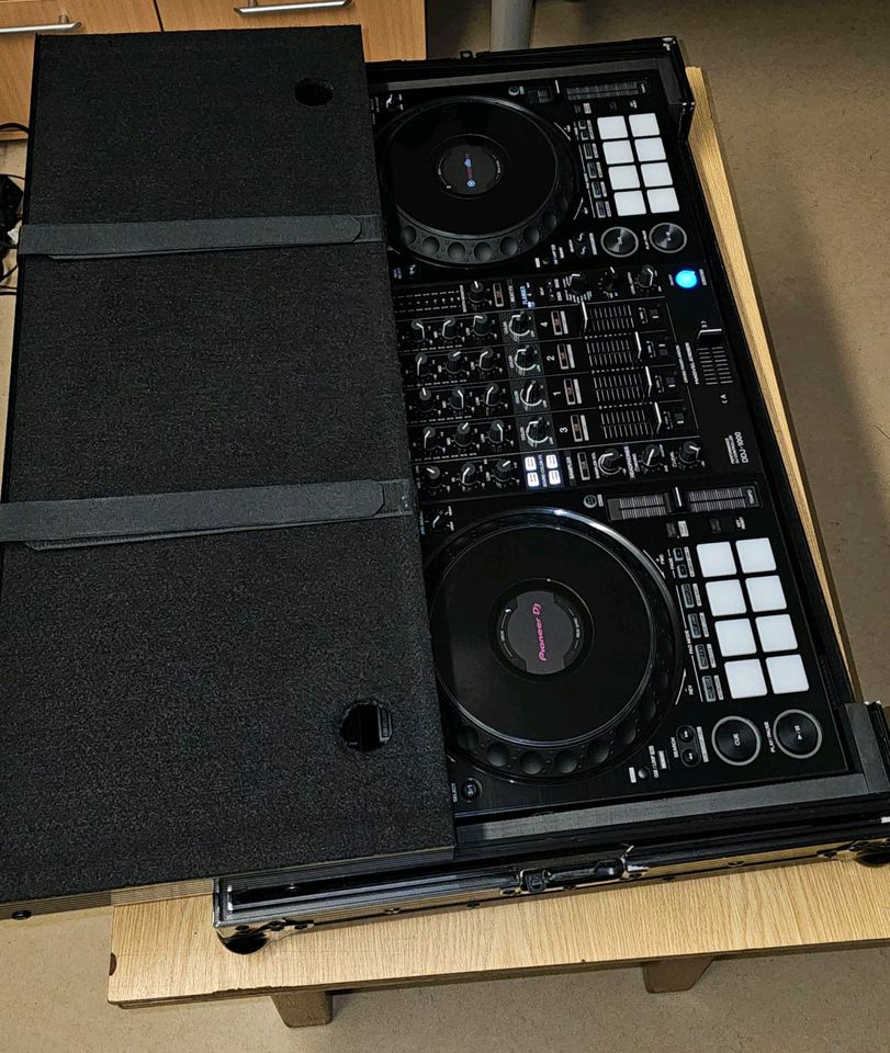 Pioneer DDJ-1000 DJ-Controller ist gebraucht in Velden