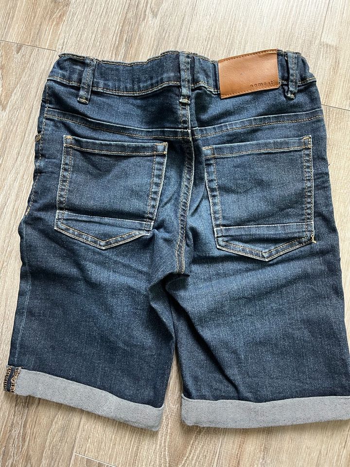 Jungen Jeansshorts Shorts 146 dunkelblau von Name it in Lahnstein