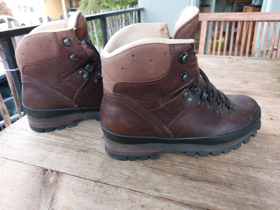 Meindl Wanderschuhe Borneo Leder in Gemünden a. Main