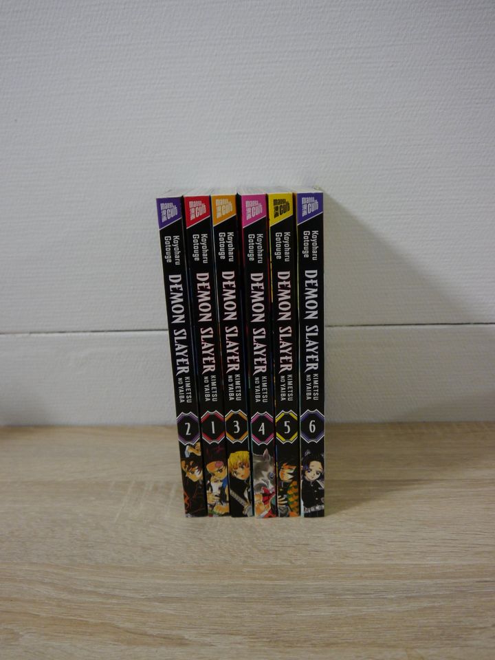 Manga Demon Slayer 1-6 in Neckargemünd