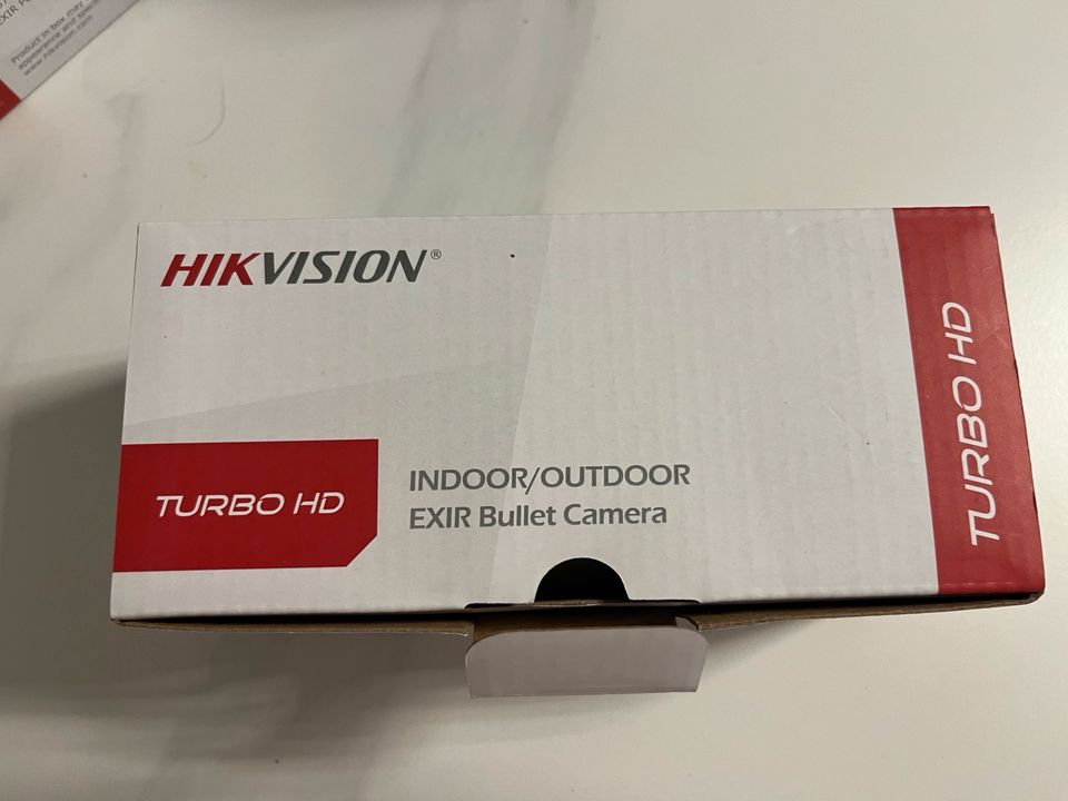 4 x Überwachungskamera Hikvision Indoor/Outdoor Neuwertig in OVP in München
