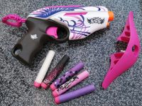 Hasbro Nerf Rebelle pink crush Blaster Armbrust mit 5 Darts Baden-Württemberg - Bruchsal Vorschau