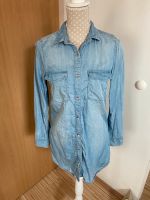 H&M Denim Damen Jeans Hemd Bluse lang Lyocell Gr. 36 Hessen - Bruchköbel Vorschau